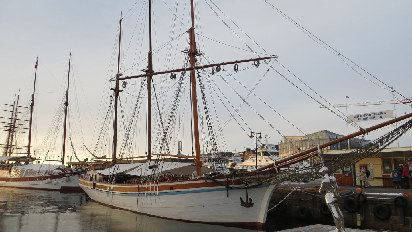 Photos of Oslo – Color, Black & White & Sepia – Icons of the Norwegian Capital