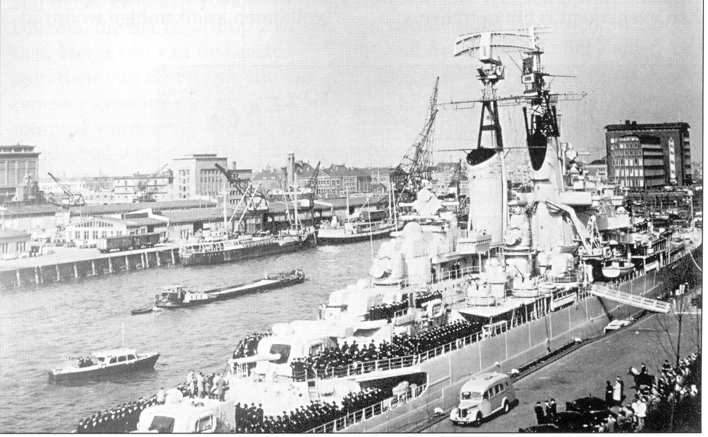 1950 Vintage Photos of Old Rotterdam – Historic Streets, WW2 & Architecture Collection (1900–1960 Archive)