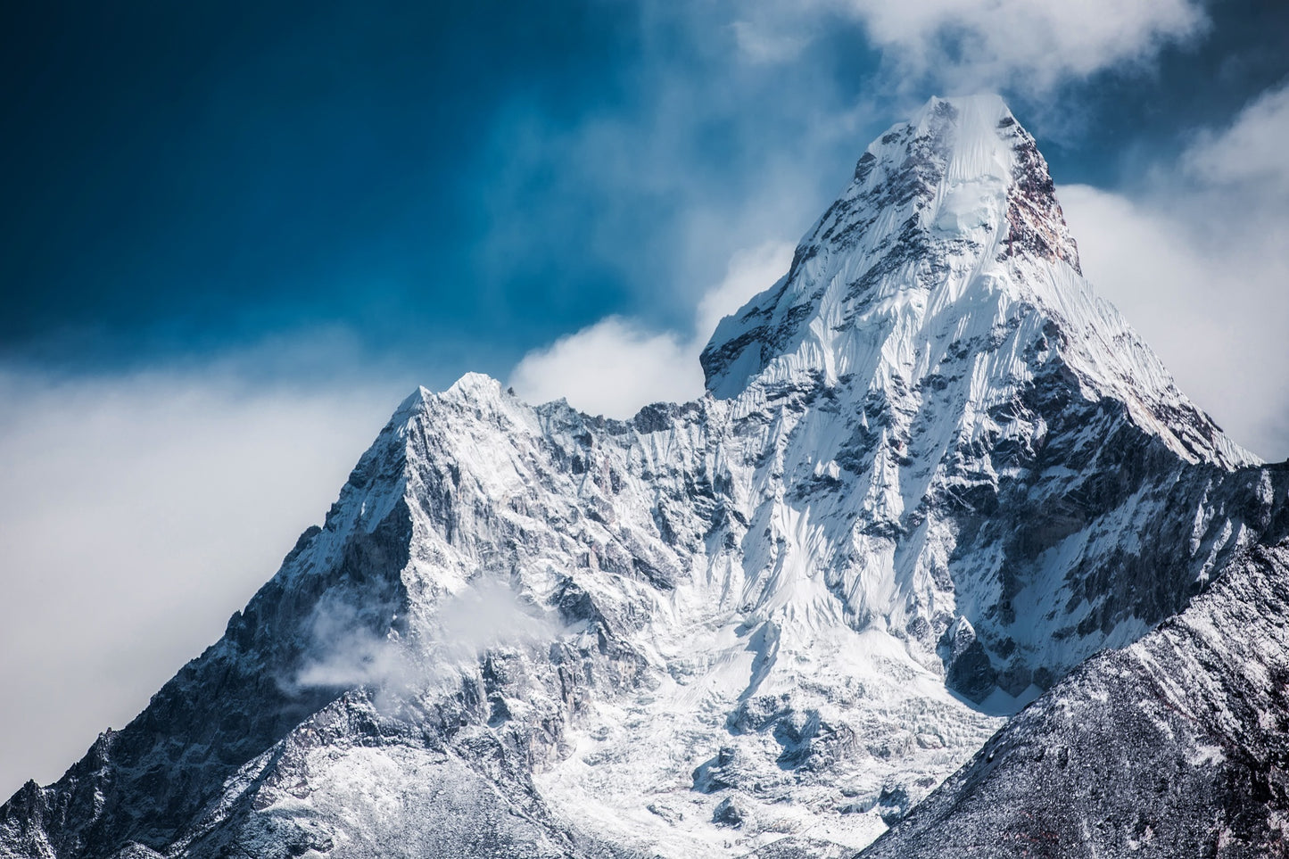 550 Photos of Nepal – Color, Black & White & Sepia – Stunning Landscapes & Cultural Icons