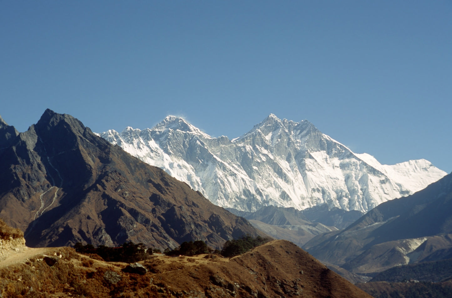 550 Photos of Nepal – Color, Black & White & Sepia – Stunning Landscapes & Cultural Icons