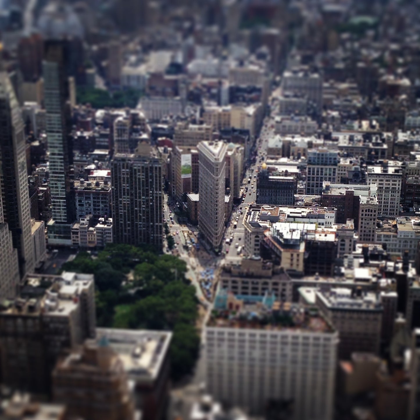 1100 Photos of New York – Color – Icons of the Big Apple instant download