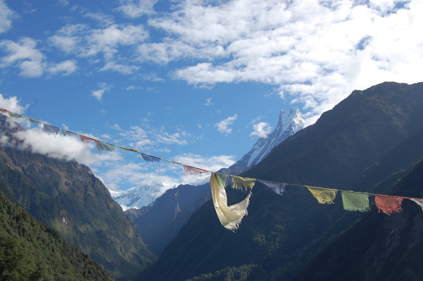550 Photos of Nepal – Color, Black & White & Sepia – Stunning Landscapes & Cultural Icons