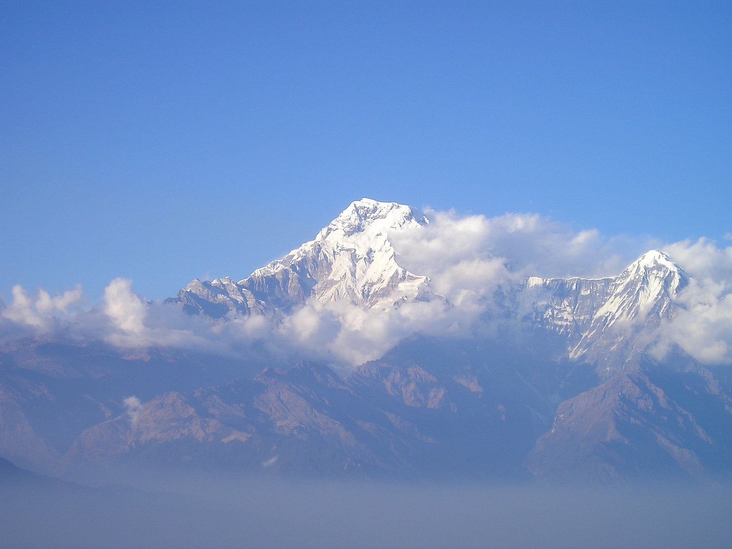 550 Photos of Nepal – Color, Black & White & Sepia – Stunning Landscapes & Cultural Icons